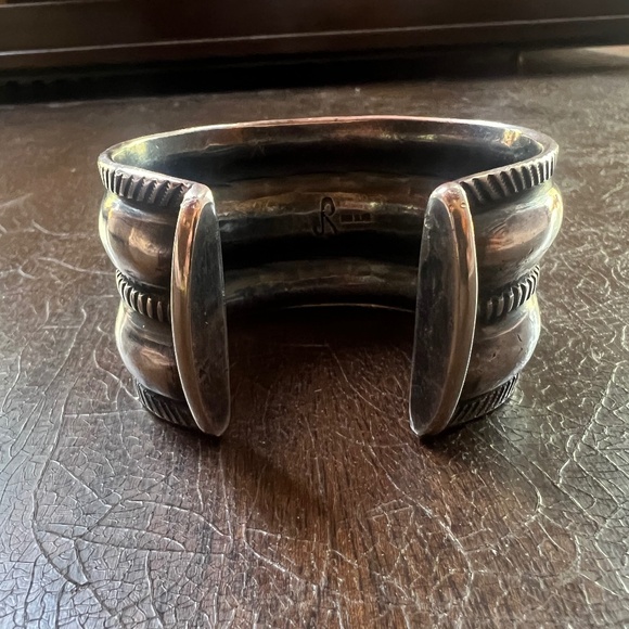 Navajo Silver - Picture 1 of 5